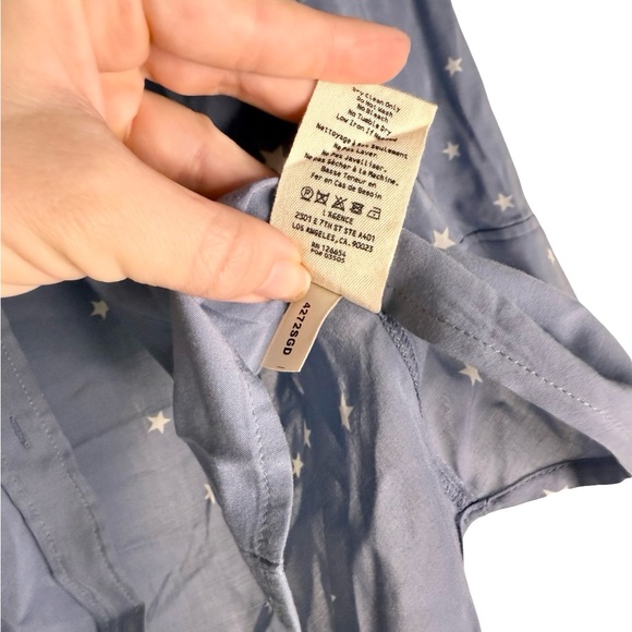 L’AGENCE Ryan Star Blue White Star Tunic Blouse Button Down XS - Picture 4 of 6